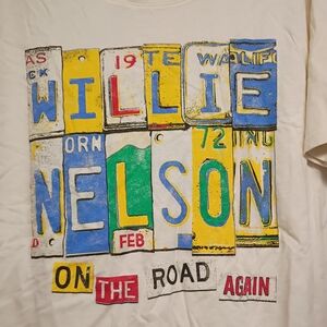Daydreamer Willie Nelson Cream Cotton T-Shirt New With Callout